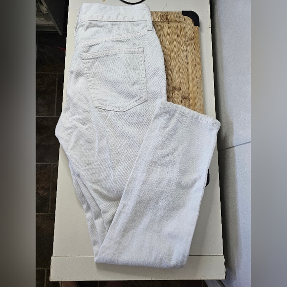 Gap Denim White Best Girfriend Jeans NWOT - Picture 9 of 10